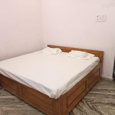 Vaibhav Sadan Dharmsala Hotel Ayodhya Luaran gambar
