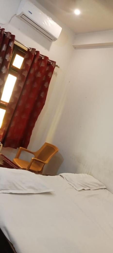 Vaibhav Sadan Dharmsala Hotel Ayodhya Luaran gambar