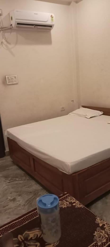 Vaibhav Sadan Dharmsala Hotel Ayodhya Luaran gambar
